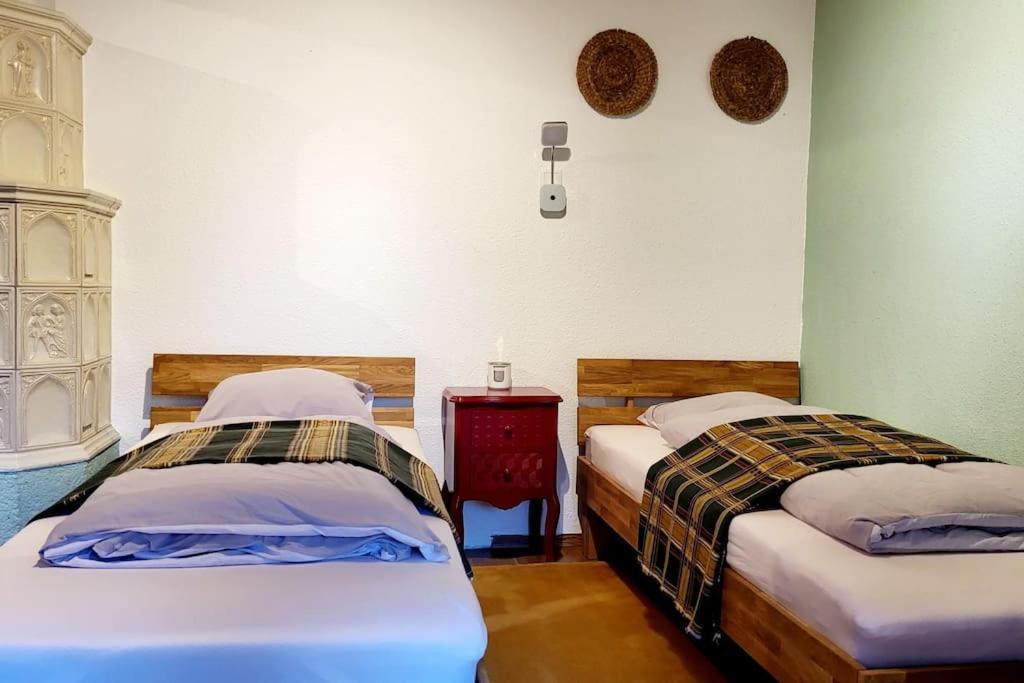 Colourful 2.5 Bedroom With Large Balcony & Garden. Prinzersdorf Ngoại thất bức ảnh